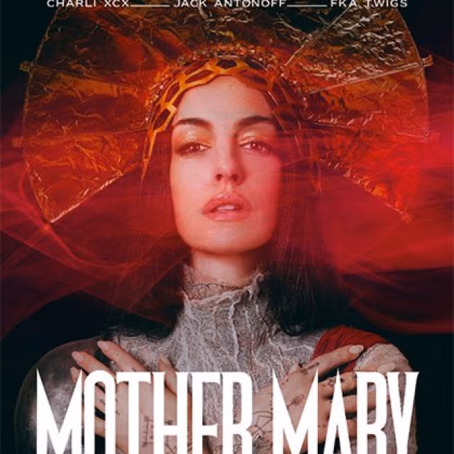 Mother Mary in versione originale, con sottotitoli in italiano, al Roof 3 dell'Ariston di Sanremo 